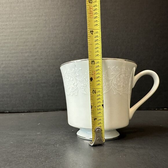 CROWN VICTORIA Lovelace 1 Footed Cup White w/Flowers & Urns White Background - Picture 7 of 10